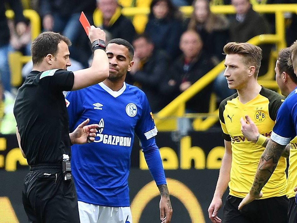 今晨托特纳姆调整名单以备德甲，完成体检环节打磨，质疑声仍在，医务组通报恢复的简单介绍